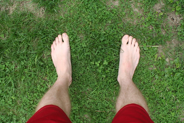 the-definitive-guide-for-going-barefoot-physical-living